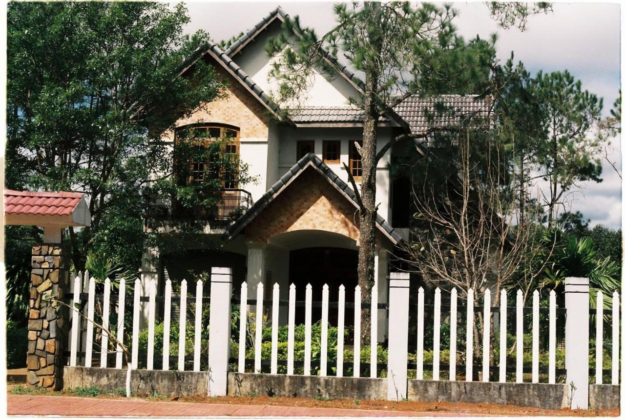 Sum Villa Homestay Mang Den Kon Von Kla Esterno foto