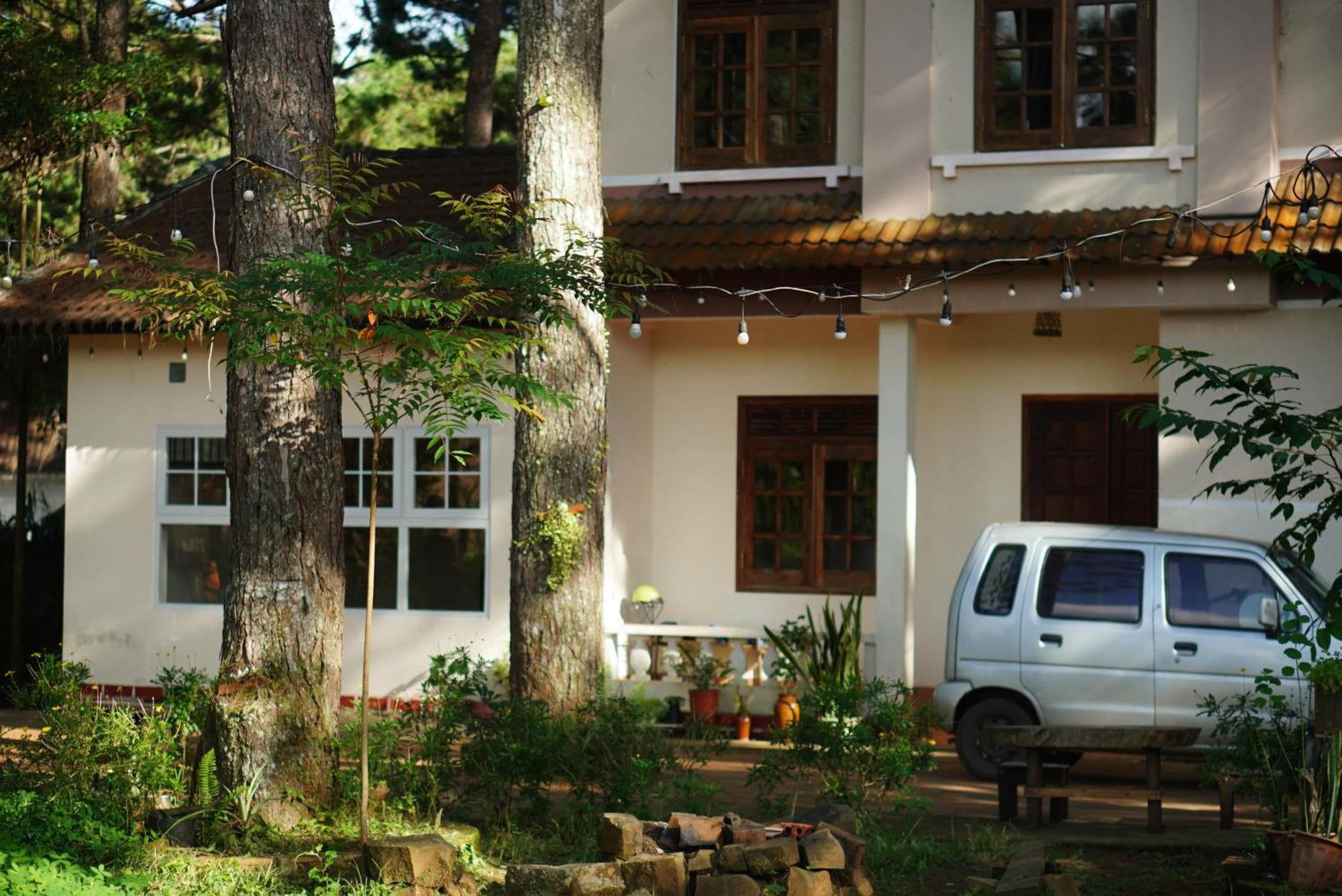 Sum Villa Homestay Mang Den Kon Von Kla Esterno foto